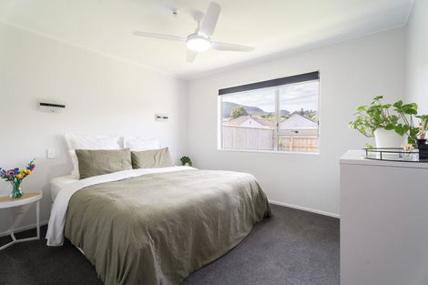 Photo of property in 47a Duncan Street, Tawa, Wellington, 5028