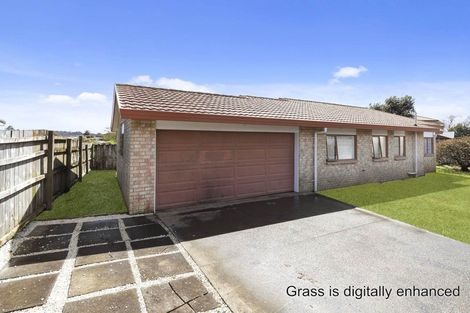 Photo of property in 2 Ali Place, Ranui, Auckland, 0612