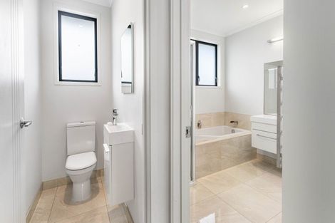 Photo of property in 15 Pyne Crescent, Pokeno, 2402