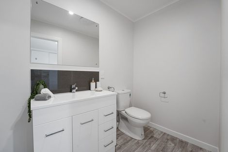 Photo of property in 16a Regan Street, Stratford, 4332