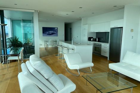 Photo of property in Sentinel Apartments, 2001/3 Northcroft Street, Takapuna, Auckland, 0622