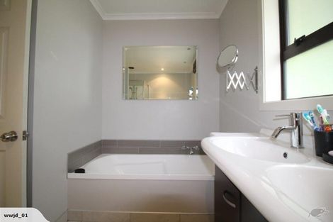 Photo of property in 43 Matua Road, Otatara, Invercargill, 9879