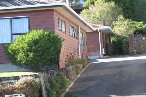 Photo of property in 2/77 Kairimu Street, Stokes Valley, Lower Hutt, 5019