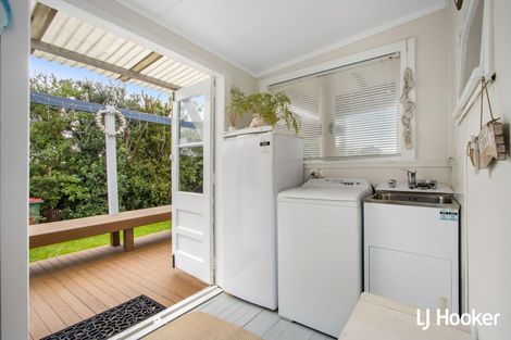Photo of property in 10 Leo Street, Waihi Beach, 3611