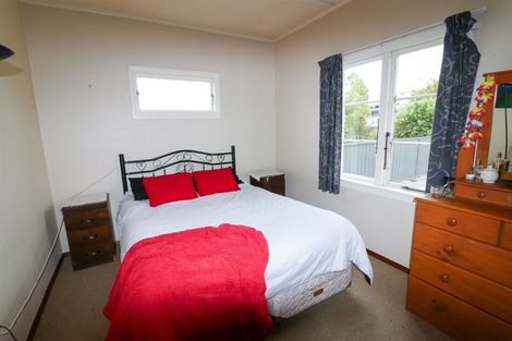 Photo of property in 3 Edward Street, Dannevirke, 4930