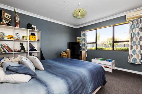 Photo of property in 1 Spriggs Crescent, Greenmeadows, Napier, 4112