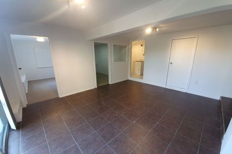 Photo of property in 2/40 Bayview Road, Bayview, Auckland, 0629