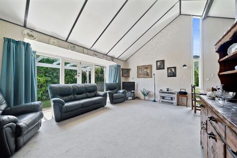 Photo of property in 319 Riverside Drive, Waterloo, Lower Hutt, 5011