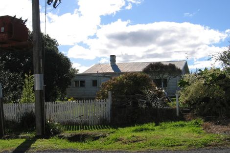 Photo of property in 10 Bowen Street, Kawakawa, 0210