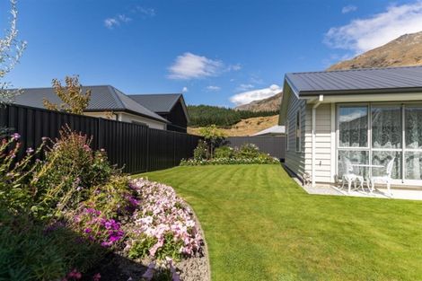 Photo of property in 23 Myles Way, Lower Shotover, Queenstown, 9304
