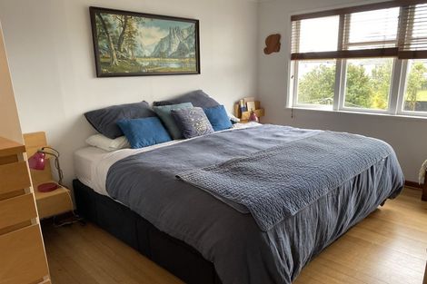 Photo of property in 44 Philomel Crescent, Bayswater, Auckland, 0622