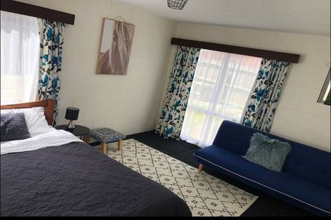 Photo of property in 28 Prangley Avenue, Mangere, Auckland, 2022