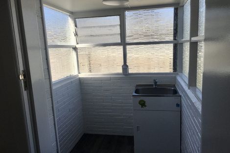 Photo of property in 2/13 Dodson Avenue, Milford, Auckland, 0620