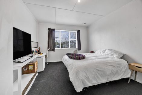 Photo of property in 11 Caplen Street, Hawera, 4610