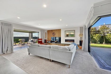 Photo of property in 3 Raupo Crescent, Wharewaka, Taupo, 3330