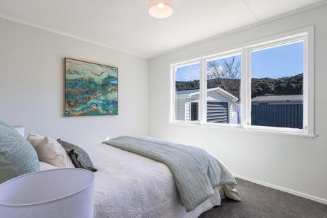Photo of property in 7 Karamea Grove, Wainuiomata, Lower Hutt, 5014