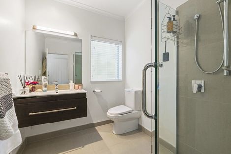 Photo of property in 31 Discovery Drive, Gulf Harbour, Whangaparaoa, 0930