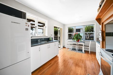 Photo of property in 26 Walsh Street, Forest Lake, Hamilton, 3200