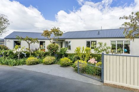 Photo of property in 42 Country Palms Drive, Halswell, Christchurch, 8025