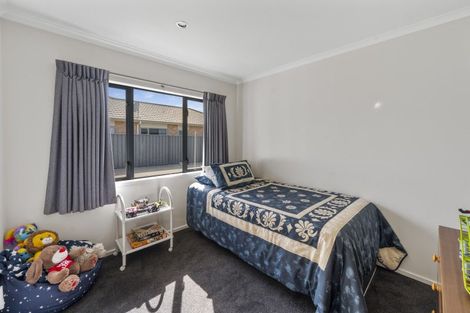 Photo of property in 18 Mcnaughton Place, Onekawa, Napier, 4110