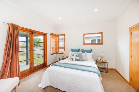 Photo of property in 24 Vernon Avenue, Takaro, Palmerston North, 4412
