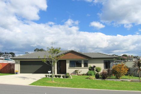 Photo of property in 5 Acornia Close, Ohauiti, Tauranga, 3112