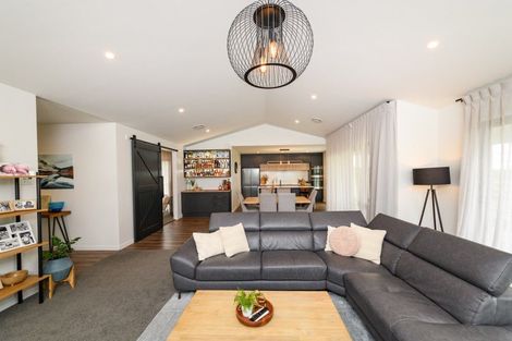 Photo of property in 65 Hartwell Drive, Kelvin Grove, Palmerston North, 4470