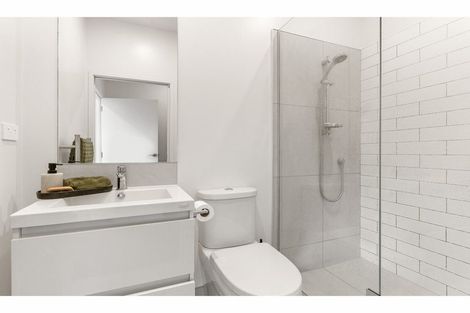 Photo of property in 7 Bravery Road, Papakura, 2110