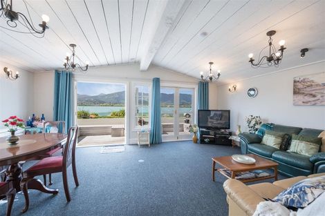 Photo of property in 102 Point Road, Monaco, Nelson, 7011