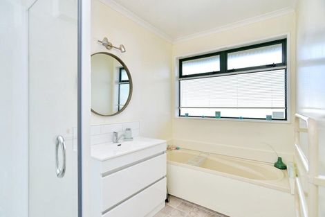 Photo of property in 23 Curletts Road, Upper Riccarton, Christchurch, 8041