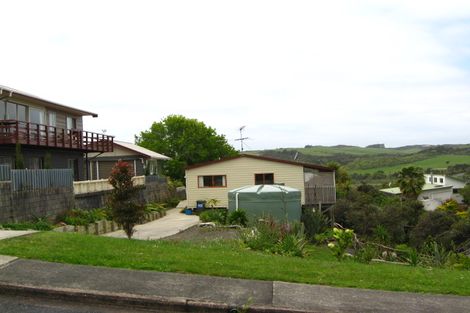 Photo of property in 14 Everard Avenue, Army Bay, Whangaparaoa, 0930