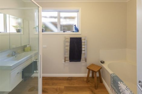 Photo of property in 59 Trelissick Crescent, Ngaio, Wellington, 6035