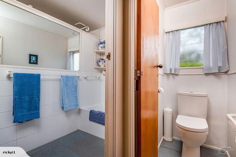 Photo of property in 9 Catalina Crescent, Forrest Hill, Auckland, 0620