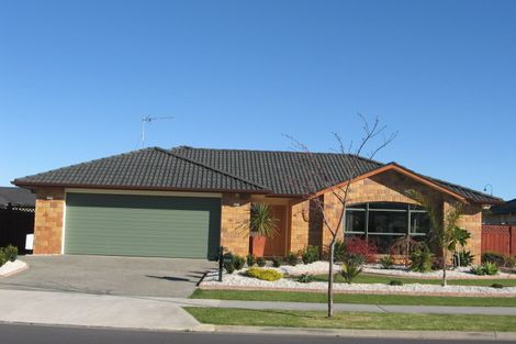 Photo of property in 178 Wattle Farm Road, Wattle Downs, Auckland, 2103