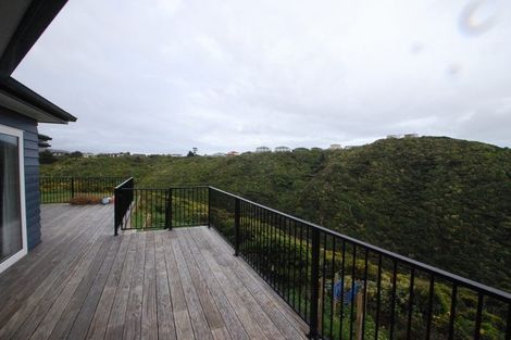 Photo of property in 16 Belize Grove, Grenada Village, Wellington, 6037
