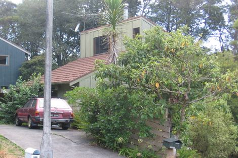 Photo of property in 2/14 Caram Place, Birkenhead, Auckland, 0626