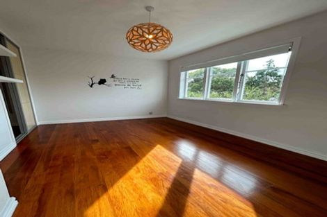 Photo of property in 1/15 Killarney Avenue, Torbay, Auckland, 0630