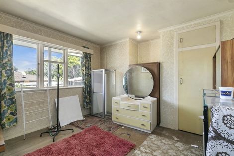 Photo of property in 9 Foster Street, Taita, Lower Hutt, 5011