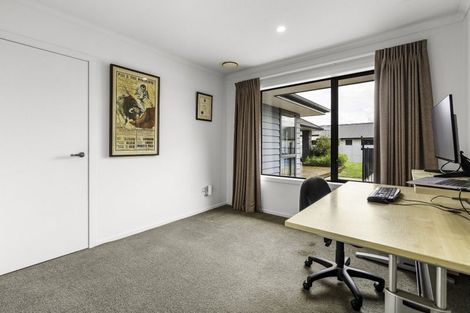 Photo of property in 6 Moemoea Place, Cambridge, 3434