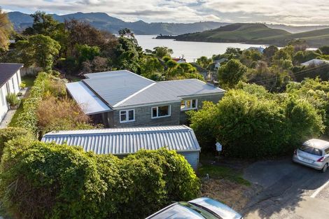 Photo of property in 18 Beaconsfield Road, Portobello, Dunedin, 9014