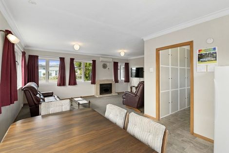 Photo of property in 9 Bowen Street, Levin, 5510