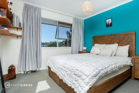 Photo of property in 1/9 Lancelot Place, Glenfield, Auckland, 0629