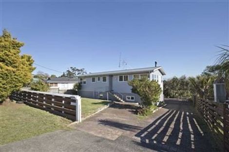 Photo of property in 478 Don Buck Road, Massey, Auckland, 0614