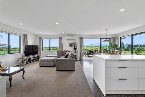 Photo of property in 2b Gossling Street, Okato, 4335