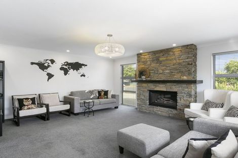 Photo of property in 6 Hagart-alexander Drive, Mosgiel, 9024