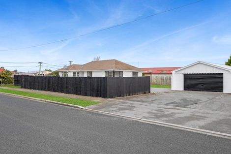 Photo of property in 49 Sandown Crescent, Aranui, Christchurch, 8061