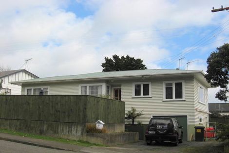Photo of property in 17 Argyle Avenue, Levin, 5510