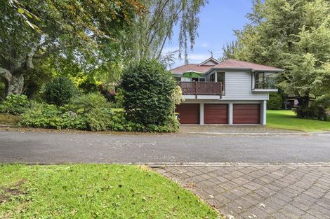 Photo of property in 6a Spencer Place, Merrilands, New Plymouth, 4312