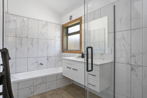 Photo of property in 124 Henry Watson Road, Matamata, 3472