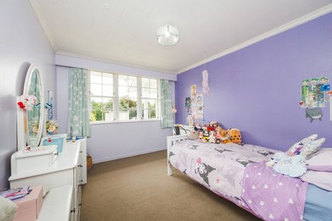 Photo of property in 4 Chilton Grove, Hokowhitu, Palmerston North, 4410